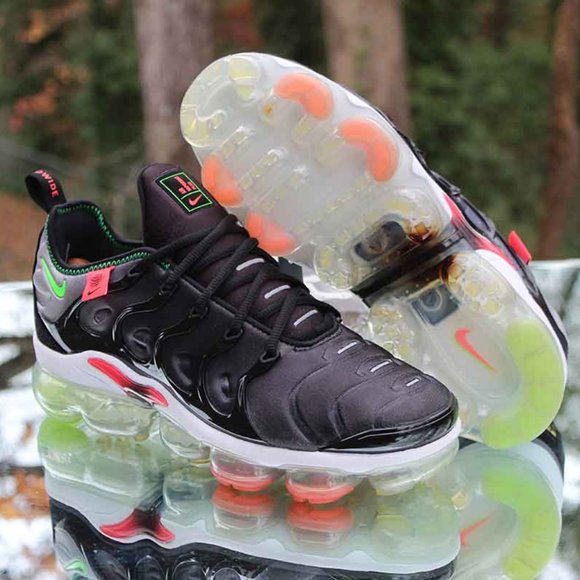 Nike Air VaporMax Plus Worldwide Pack Men’s Size 8 - Picture 6 of 12